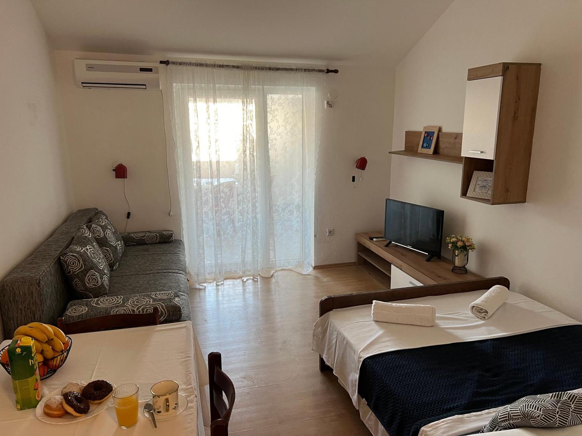 Apartments Mia Pag Pag Town Luaran gambar